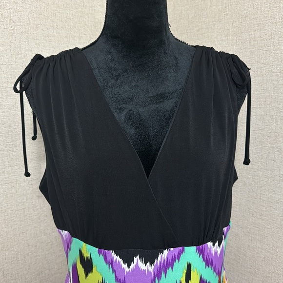 Shelby & Palmer  Long Dress - Picture 3 of 9